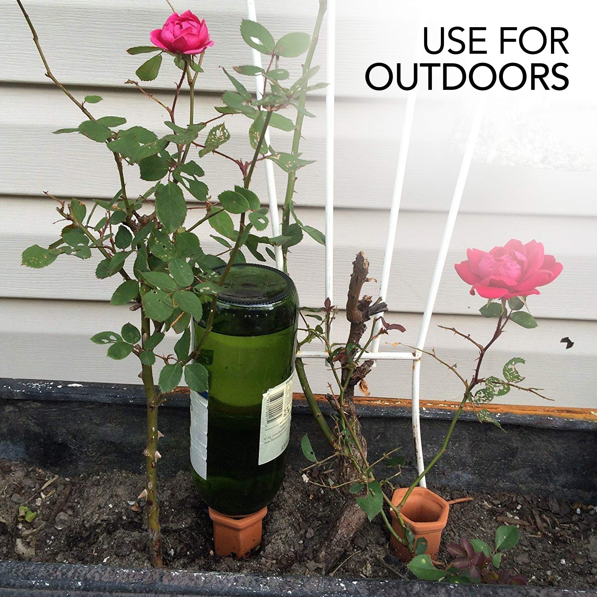 Modern Innovations 4-pack contains stakes ready for quick gardening setup.