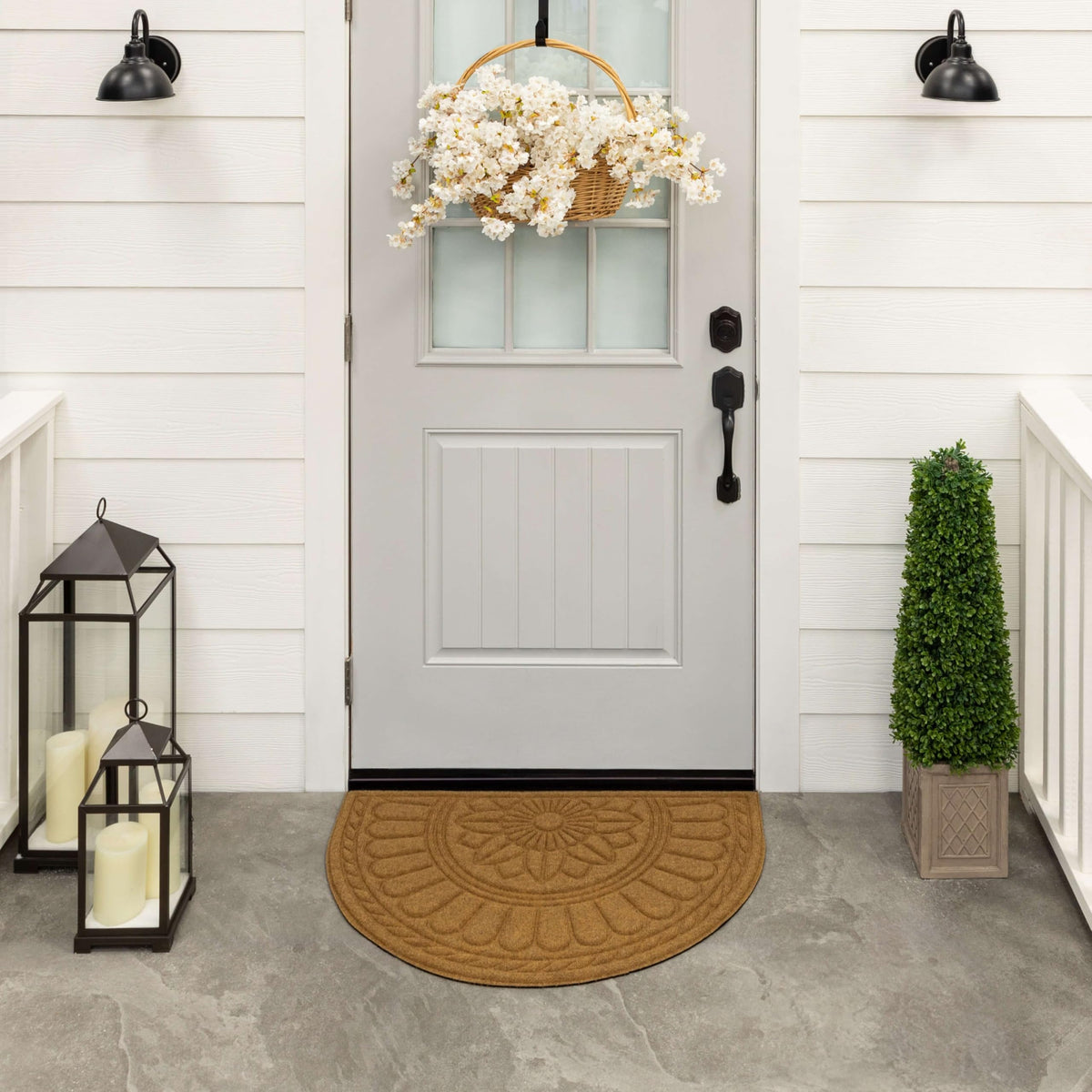 Mohawk Home entryway door mat front view shows durable, stylish design for any foyer