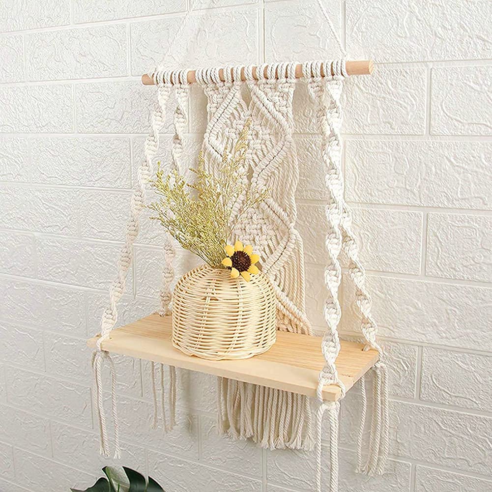 Mong macrame shelf close-up highlights natural wood and intricate knot work.