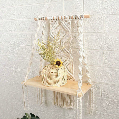 Mong macrame shelf close-up highlights natural wood and intricate knot work.
