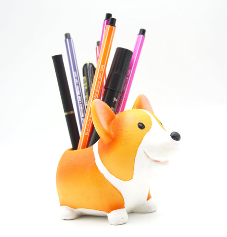 MONMOB Corgi pen holder keeps desk organized with vibrant orange flair.