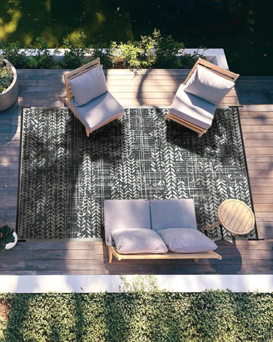 MontVoo breathable plastic-straw rug stays cool underfoot.