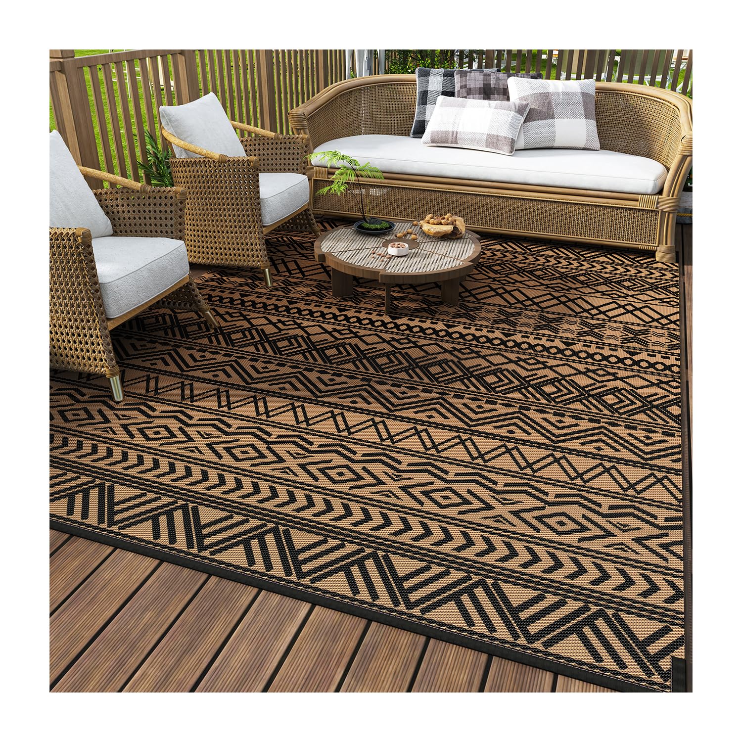 MontVoo outdoor rug 5x8 waterproof provides versatile coverage for patio and deck.
