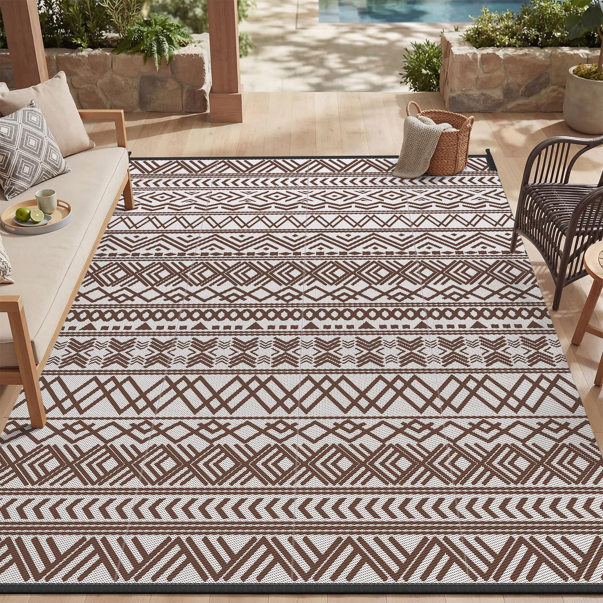 MontVoo outdoor rug waterproof 5x8 for patios, easy to clean and quick-drying.