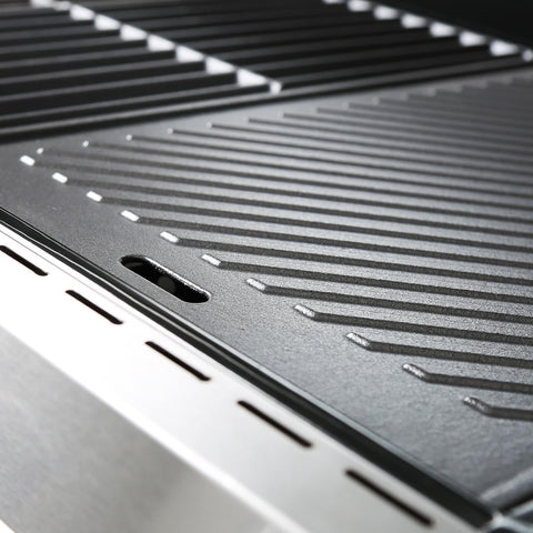 Monument Grills A005 easy-clean surface after cooking.
