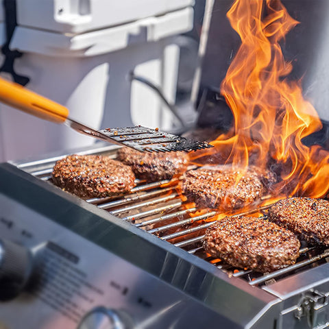 Monument Grills 207 sq in cooking area supports versatile meals.