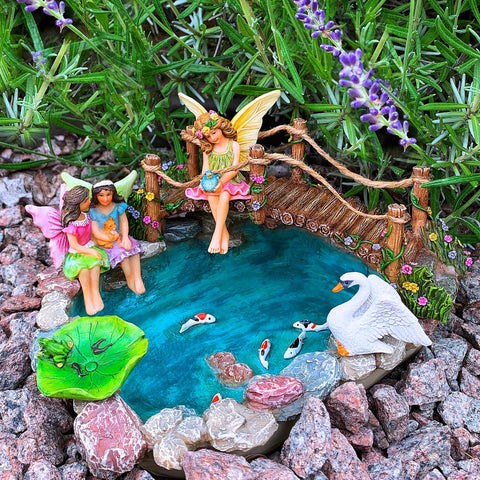 Mood Lab Fairy Garden indoor-outdoor display suits shelves and patios