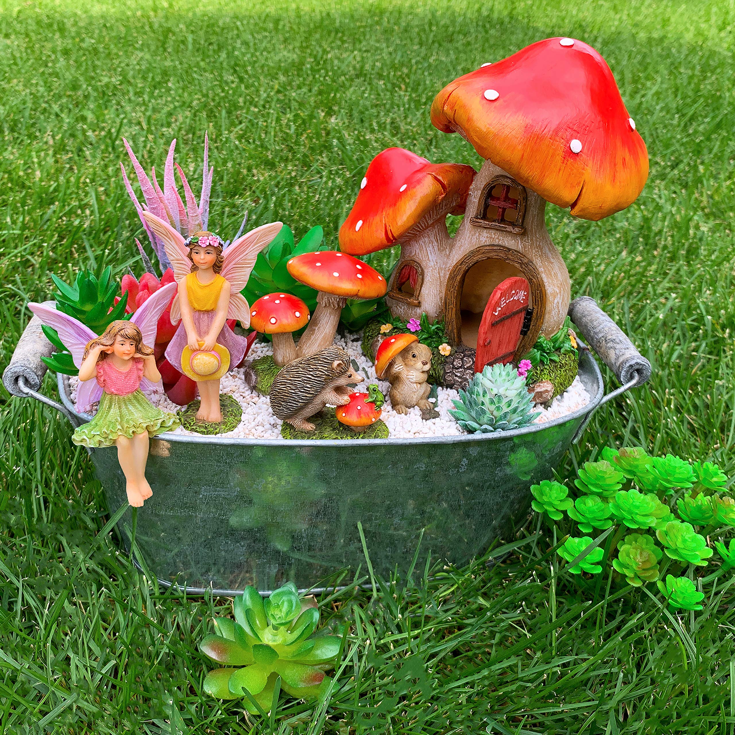 Mood Lab Fairy Garden Mushroom House 04, colorful mushroom house ideal for garden corners.