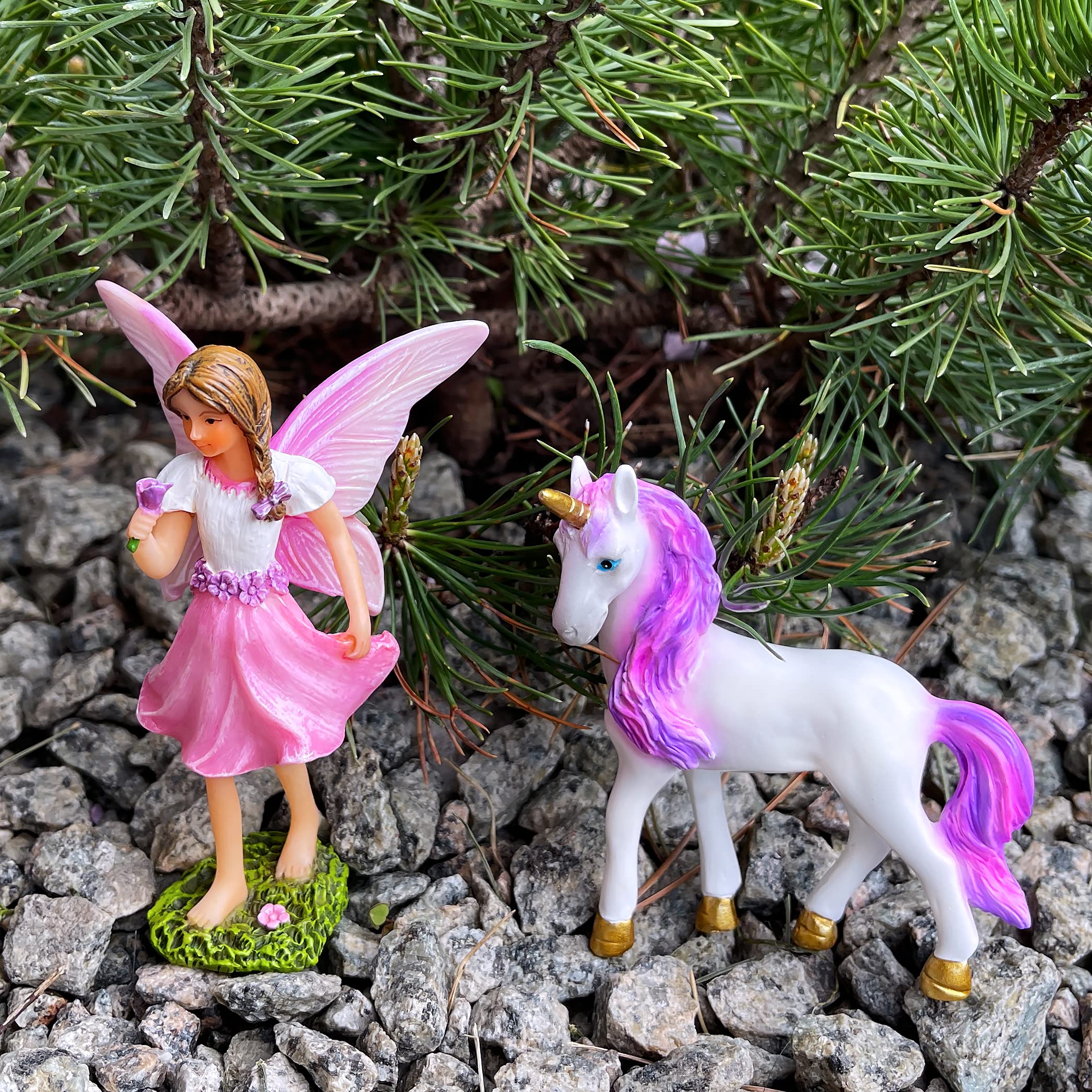 Mood Lab Fairy Garden set with sun protective coating for weather resistance.