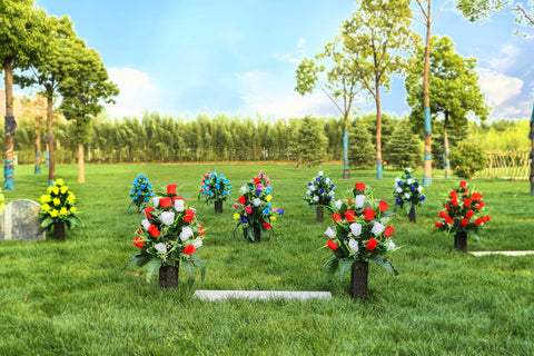 MOOMASS cemetery vase shows large drainage holes for rain resilience
