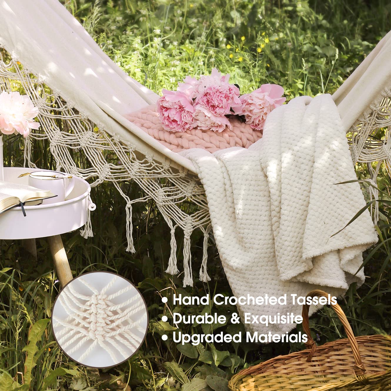 MOSFiATA hammock folds into its carry bag for easy transport.