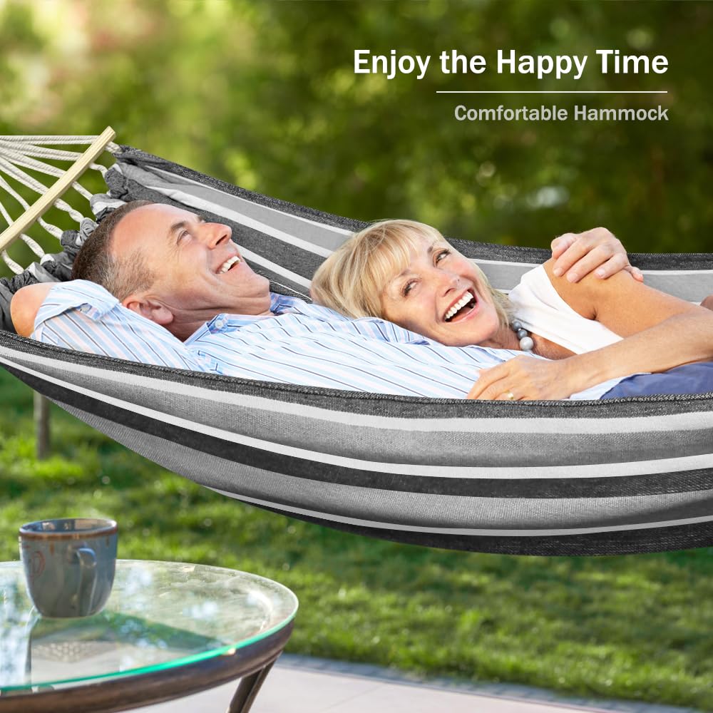 MOSFiATA portable hammock fits in the storage bag