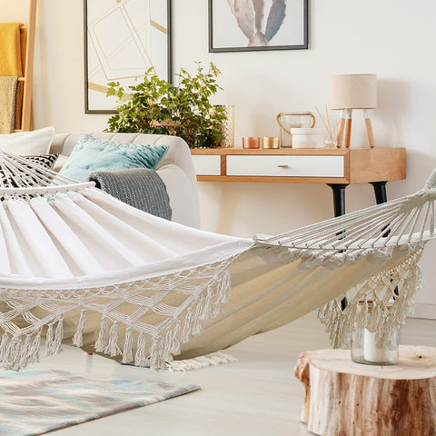 MOSFiATA white tassels add bohemian flair to garden or wedding setups.