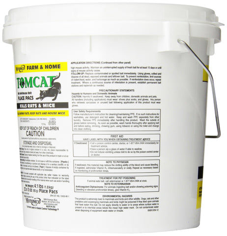 Motomco Tomcat multi-feed bait close-up shows flexible placement for effective control.