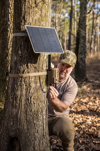 Moultrie Solar Power Pack built in 3350mAh battery stores energy