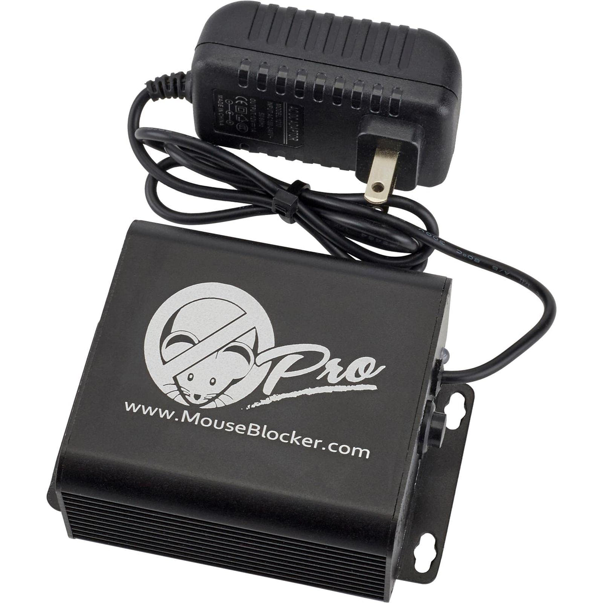 MouseBlocker Prox ultrasonic deters rodents around vehicles.