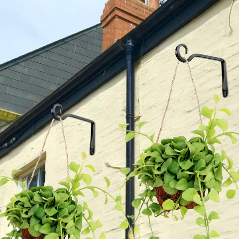 MOWPOG black wall hook suitable for gardens, patios, and living spaces