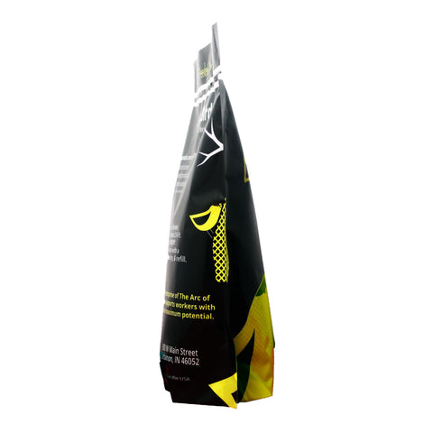 Mr. Canary Replaceable seed bag allows easy refills with bulk Nyjer.