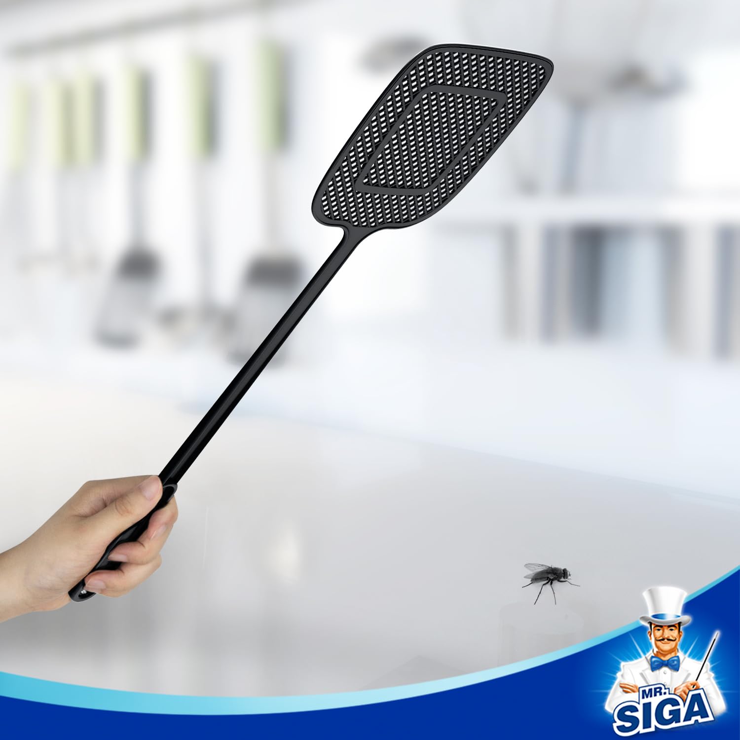 MR.SIGA convenient hanging loop for space-saving storage.