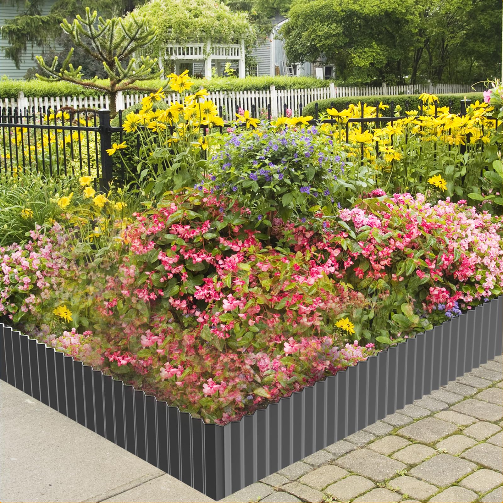 MTART adjustable edging in black for custom shapes.