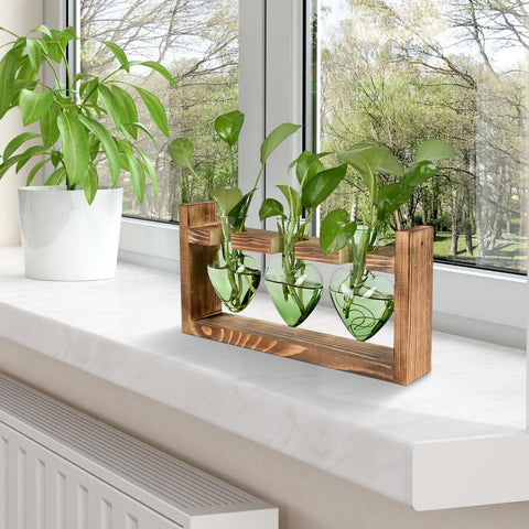 MTsigns glass vase closeup highlighting mineral-based color clarity