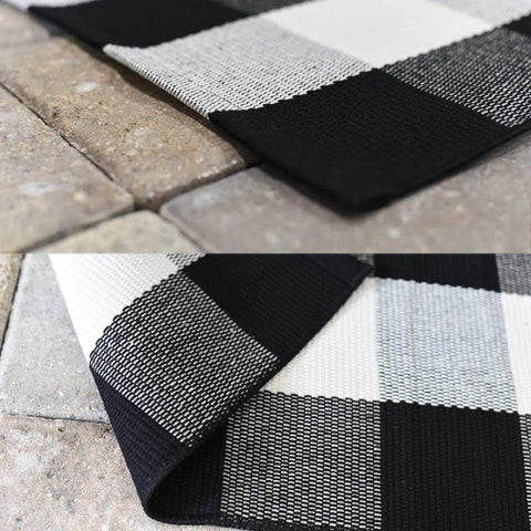 MUBIN washable rug stays bright after multiple washes.