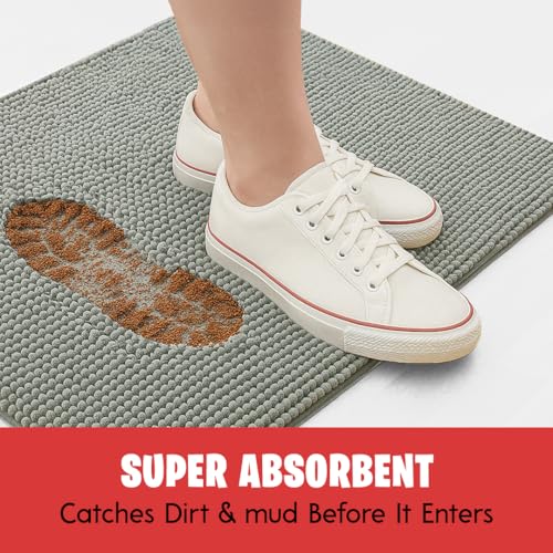 MudGuard Mat's microfiber absorbs moisture quickly to reduce slick floors.