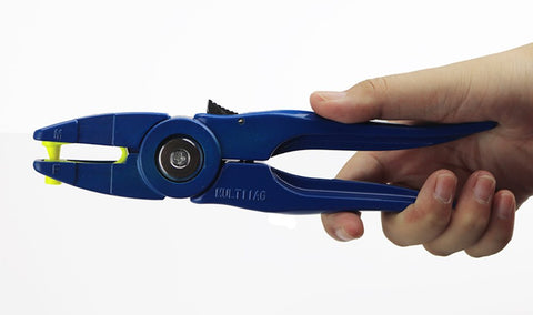 Lightweight and durable Muduoban tool ideal for daily farm tagging tasks.