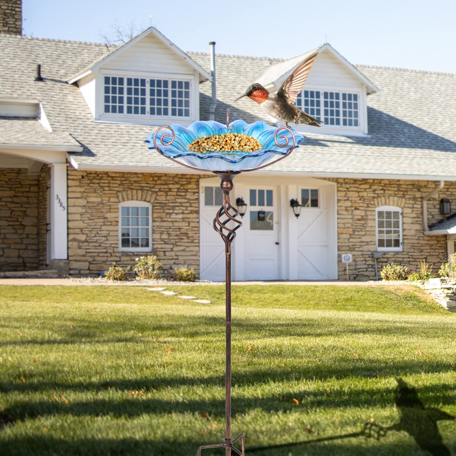 MUMTOP outdoor-bird-bath with seed-feeder function adds variety.