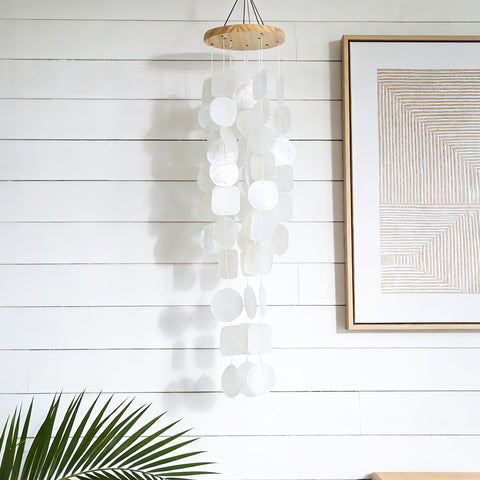 MUMTOP tropical-capiz wind chime brightening patio area.
