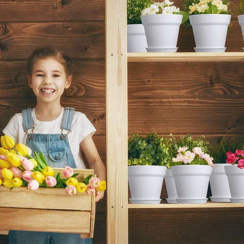 Mumufy lightweight, durable plastic pots for indoor and outdoor use.