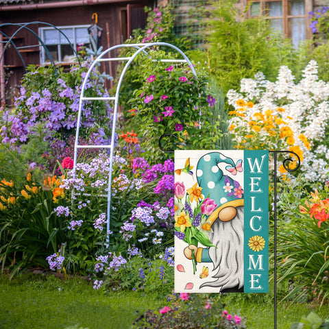Muwodut Double stitching garden flag built to withstand wind and repeated setup.