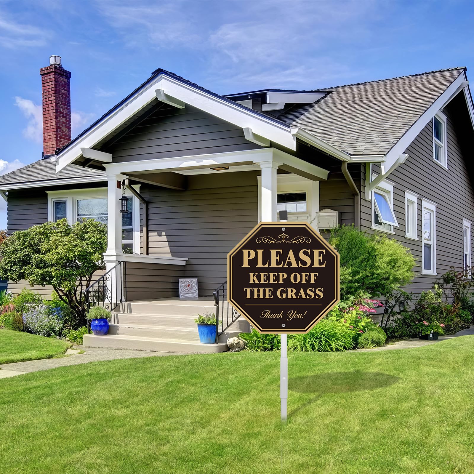 MUXYH sign on green lawn clearly signals boundaries for pets