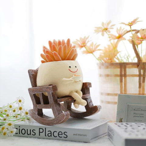MUZZIOU Smiley Planter close-up texture, showing durable resin finish.