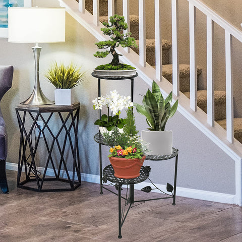 NAKUPE multi-tier display accommodates pots up to 9.5 inches diameter