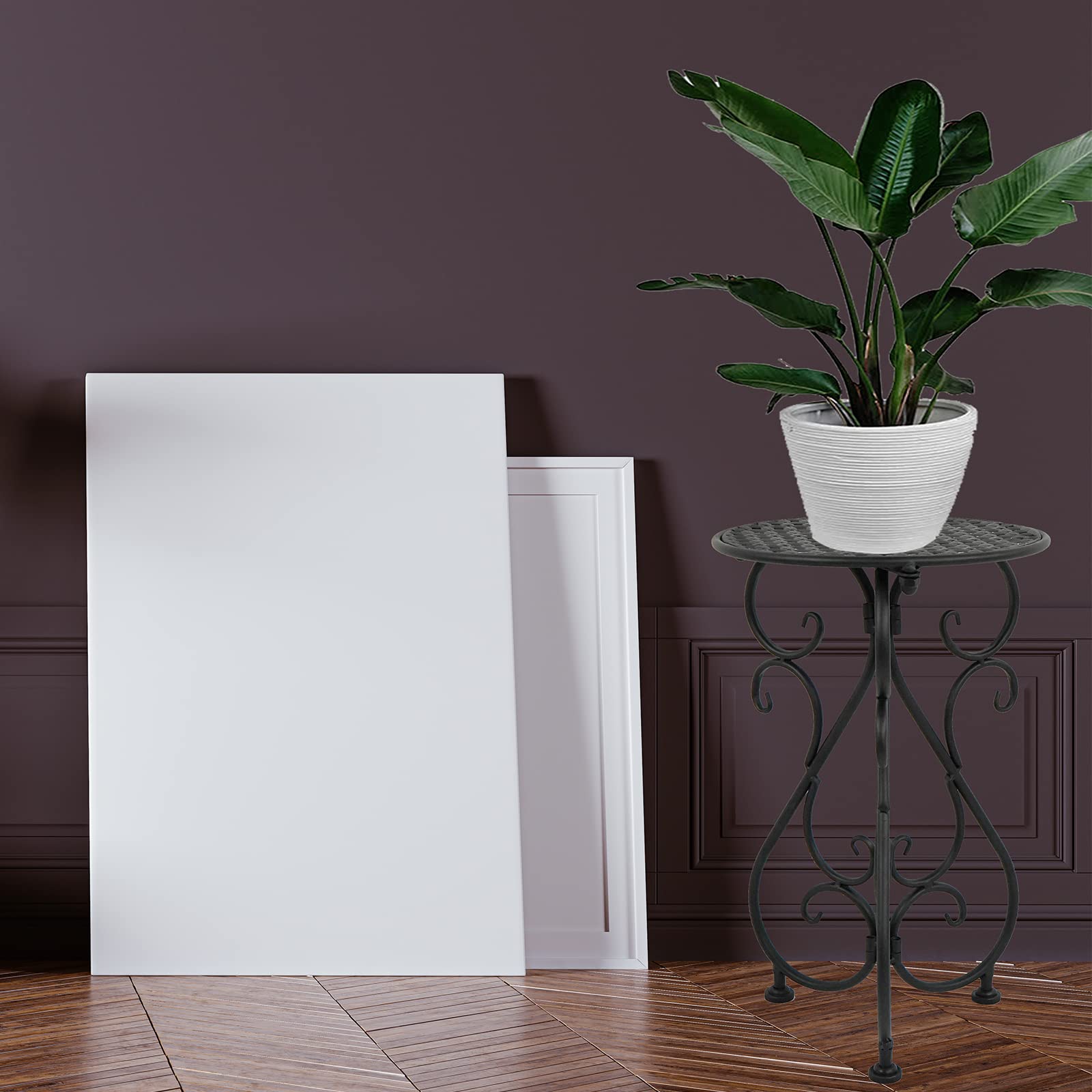 NAKUPE compact stand fits 1 to 11 inch pots on a single surface.