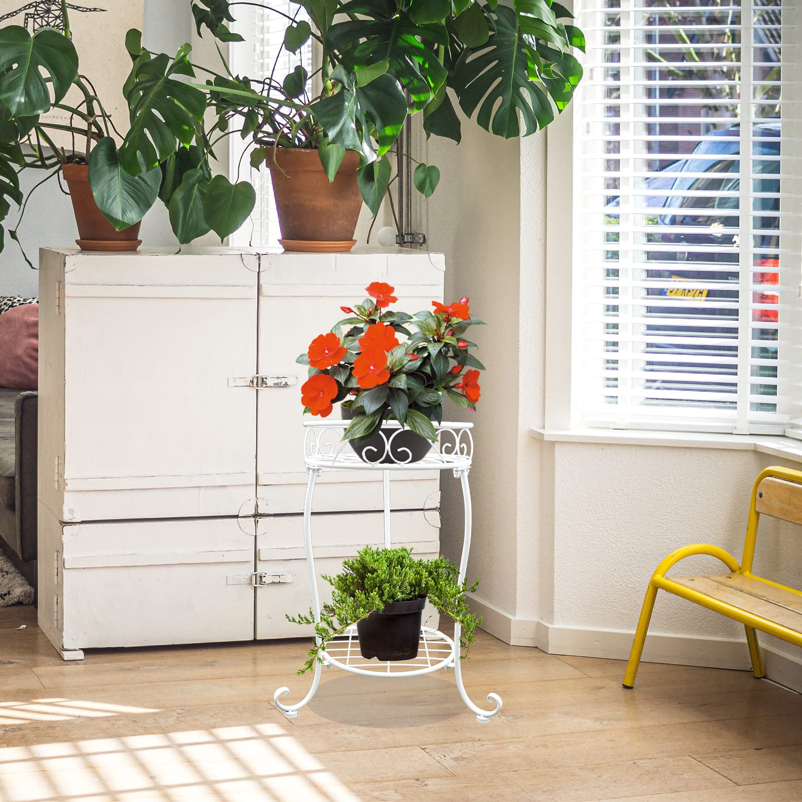 NAKUPE assembly kit included with the plant stand.