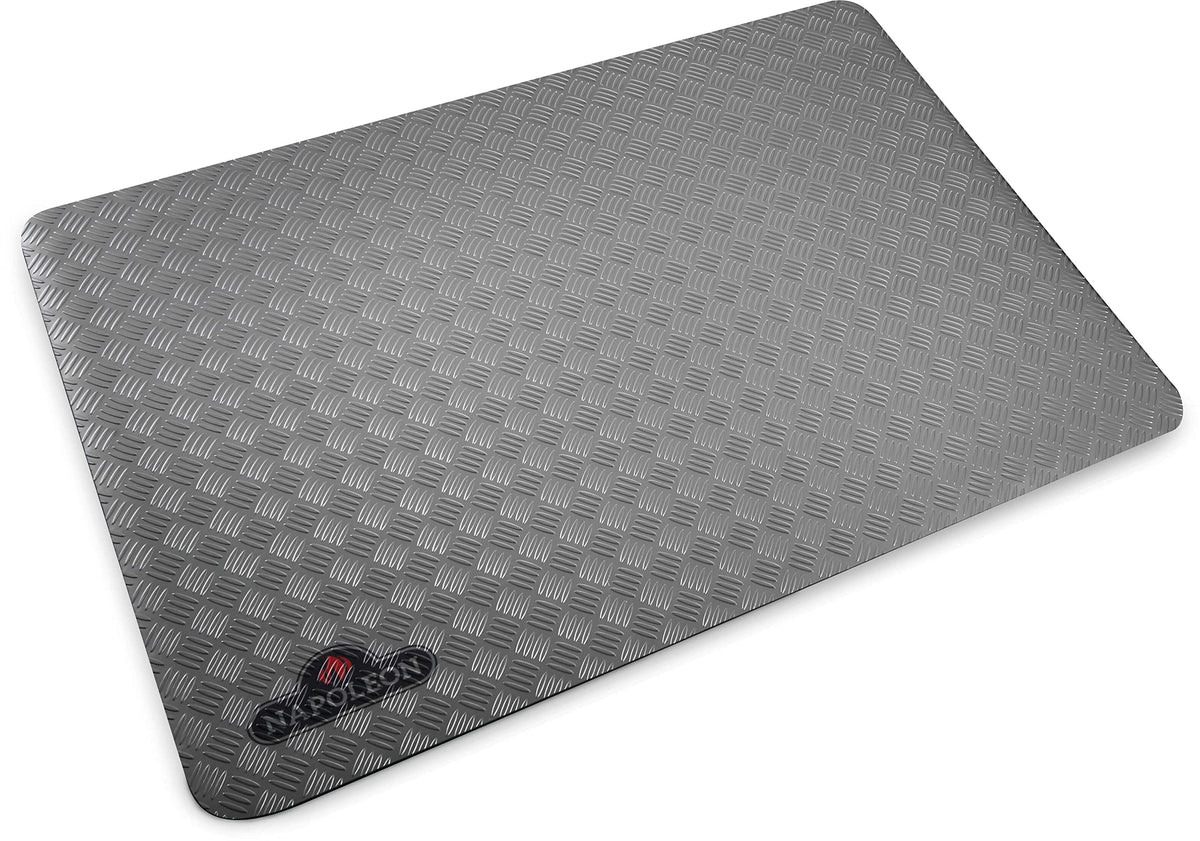 Napoleon Grill Mat with diamond-plate gray texture protects deck from oil stains.