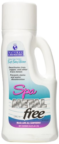 Spa Metal Free label close-up highlighting phosphate-free formula and compatibility