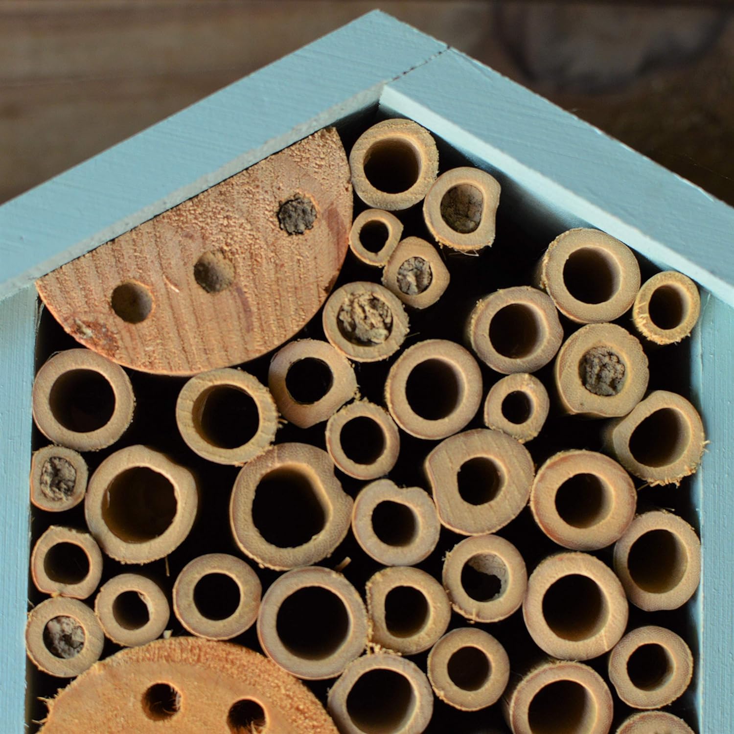Nature's Way PWH1-C Teal Bee House reliable garden pollinator habitat