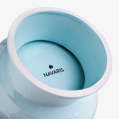 Navaris Bee Watering Station water level setup makes refilling easy