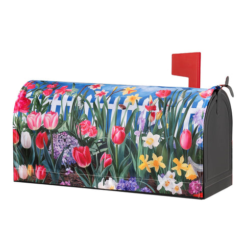 Close-up of Neeklinny floral and butterfly pattern for vibrant detail.