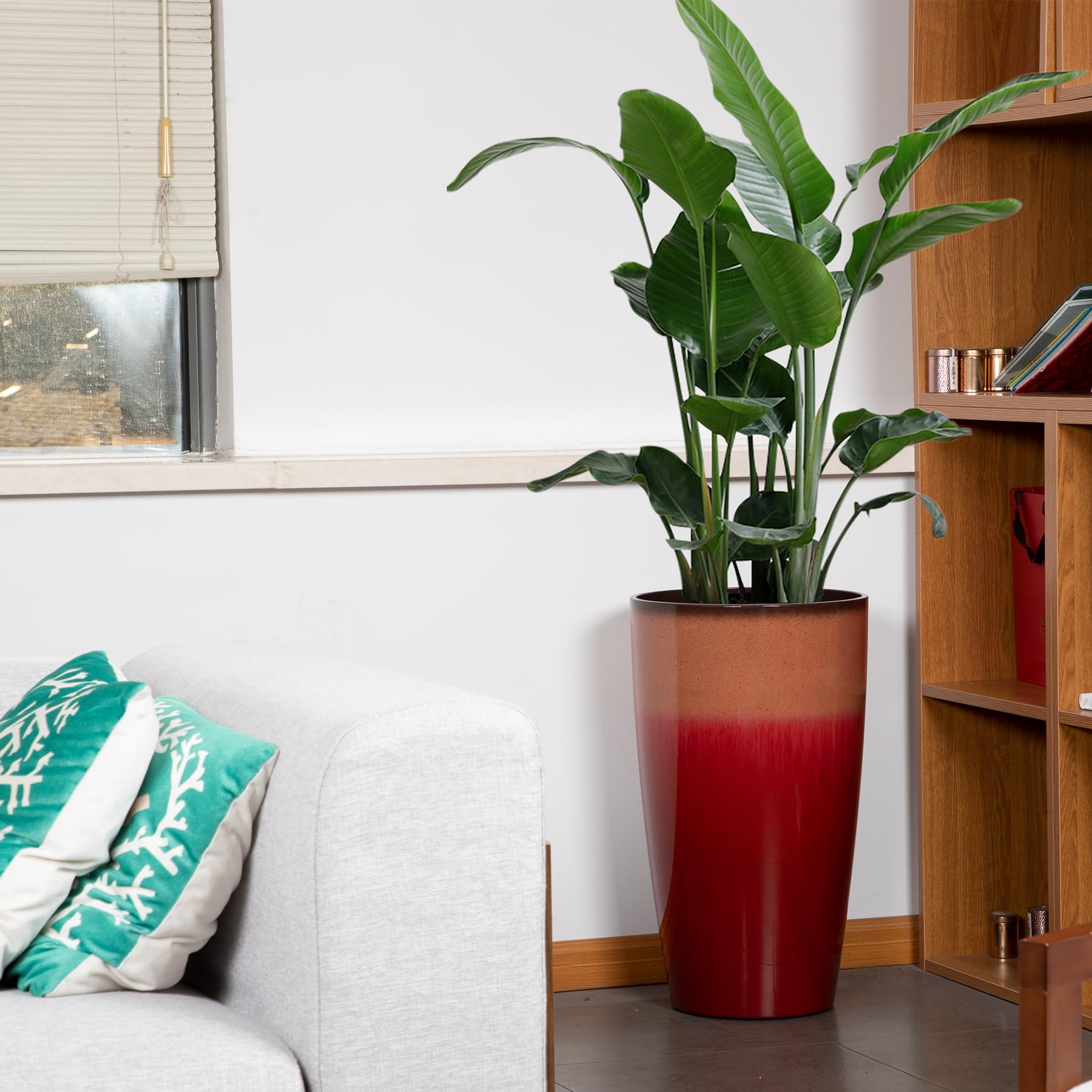 Neoaider fiery red planter suitable for indoor and outdoor use