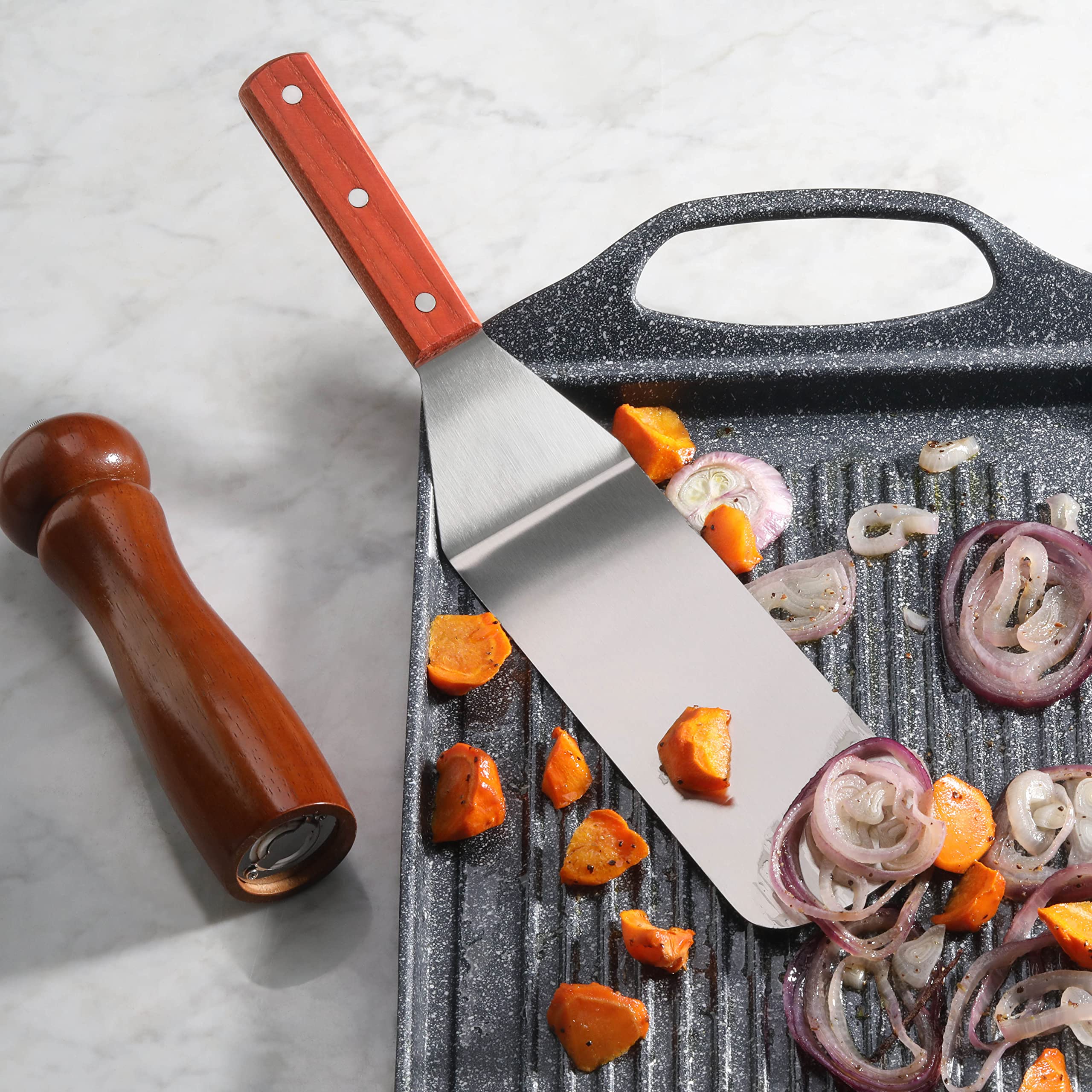 New Star 36336 riveted wood handle detail for reliable performance