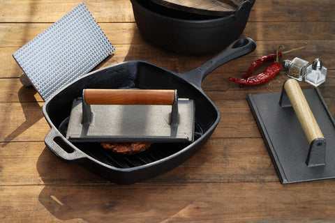 New Star 36435 iron steak press on bacon reduces curling for neat edges