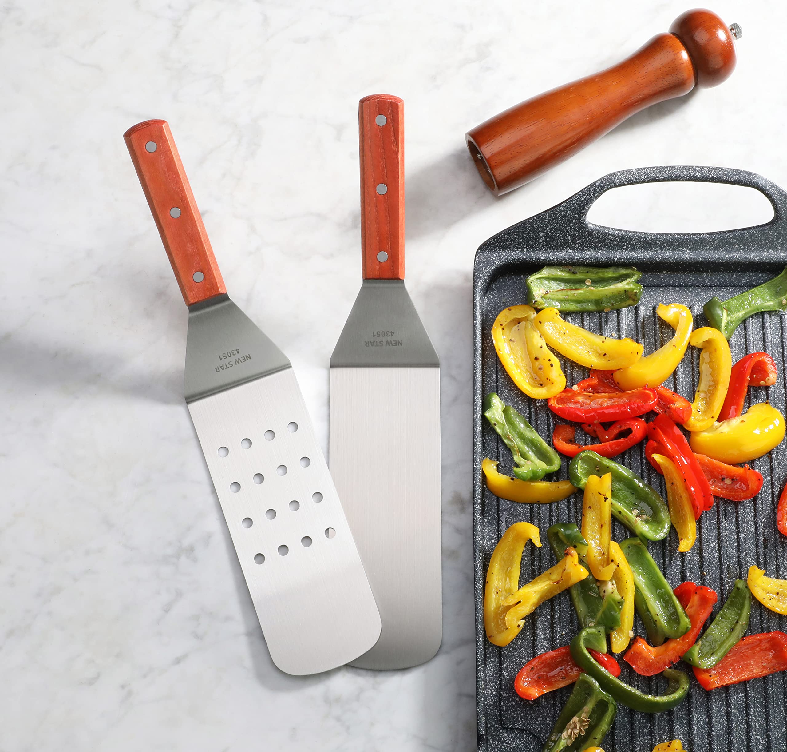 New Star 43051 commercial-grade spatula for busy commercial kitchens