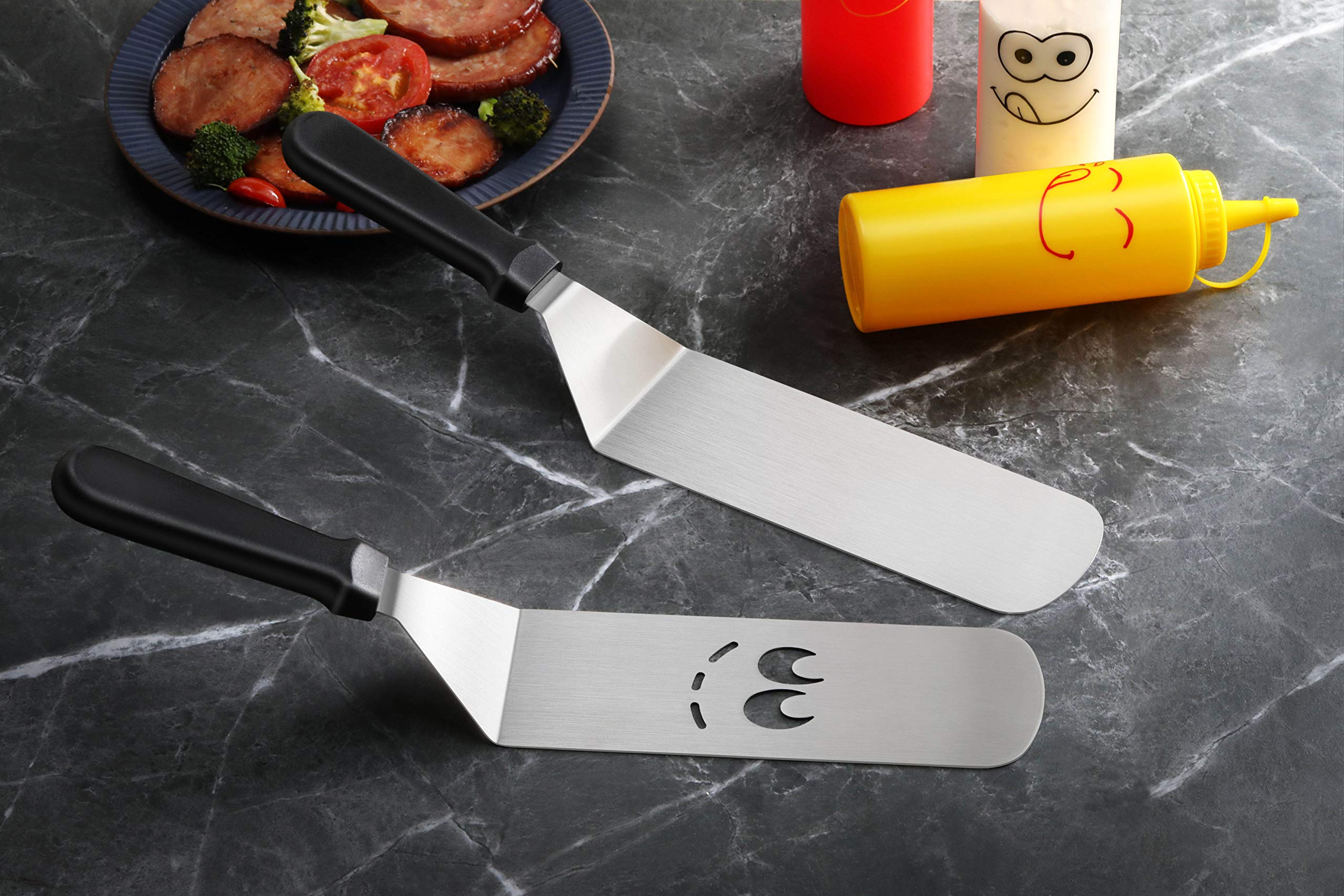 New Star 1029161 heat-resistant handle for comfortable grip.