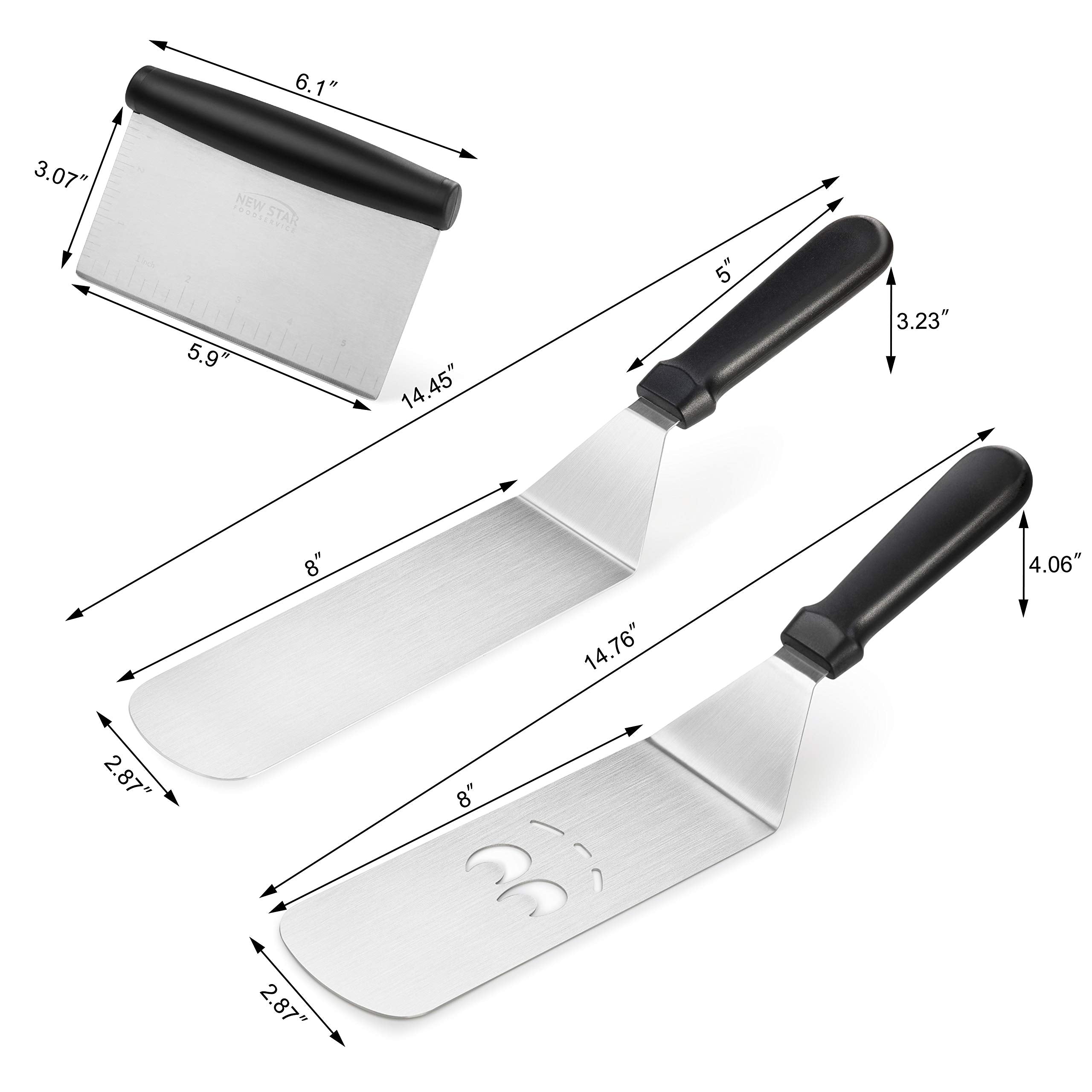 New Star slotted 8in turner drains excess oil efficiently.