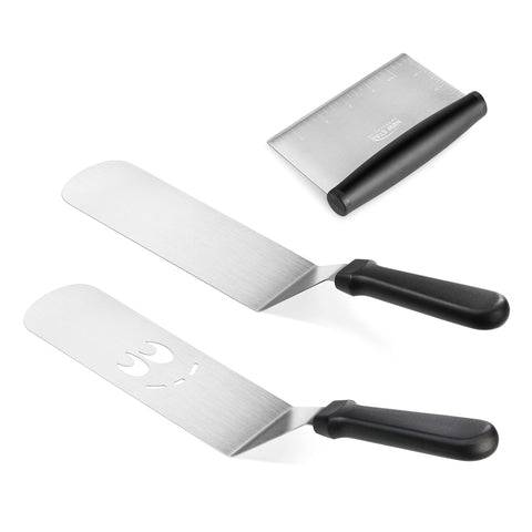New Star solid-rounded-edge turner 8in ideal for flipping burgers.