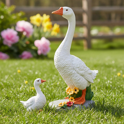 Newinhome goose statue with thick base for stable porch display